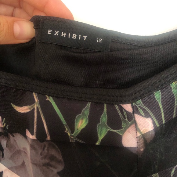 Flirty spring skirt Euro size 12 - Picture 5 of 5